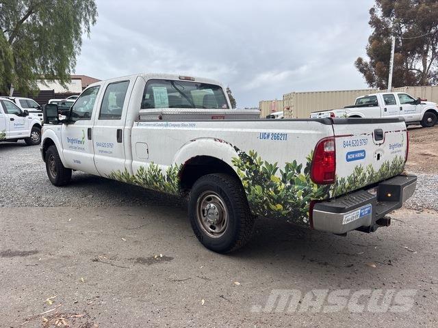 Ford F-250 Бортовые фургоны