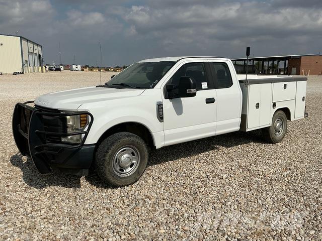 Ford F-250 Бортовые фургоны
