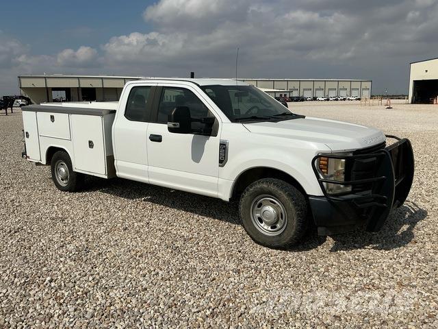Ford F-250 Бортовые фургоны