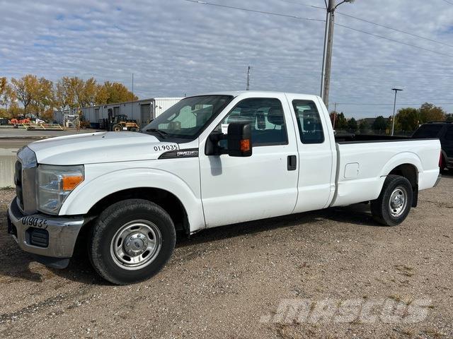Ford F-250 Бортовые фургоны