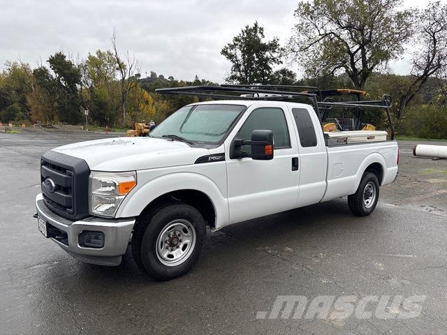 Ford F-250 Бортовые фургоны