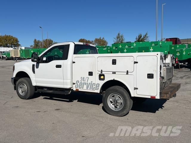 Ford F-250 Бортовые фургоны
