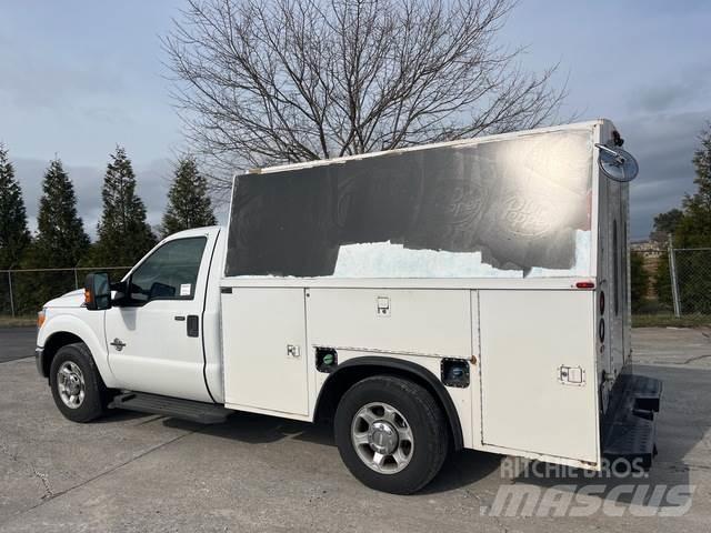 Ford F-350 Бортовые фургоны