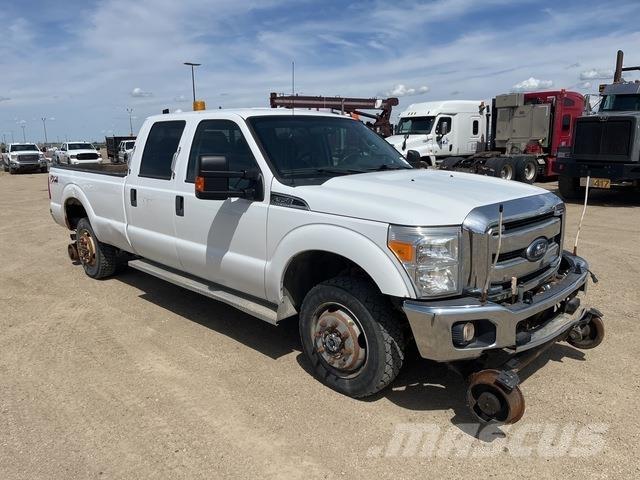 Ford F-350 Бортовые фургоны