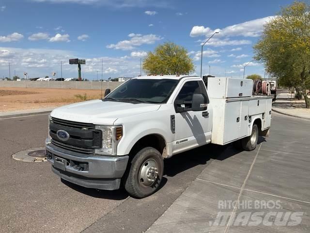 Ford F-350 Бортовые фургоны