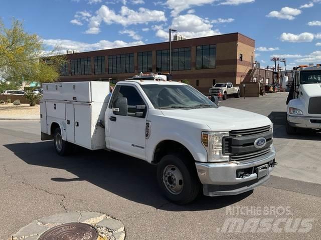 Ford F-350 Бортовые фургоны