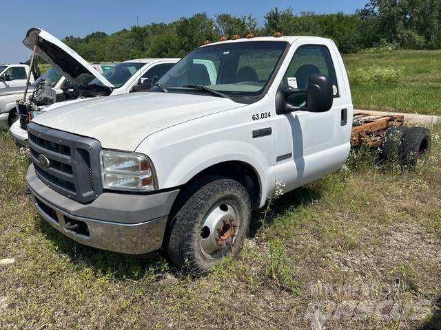 Ford F-350 Кабины