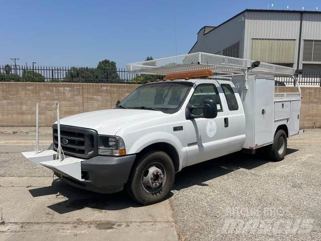 Ford F-350 Комбинированные дорожные машины