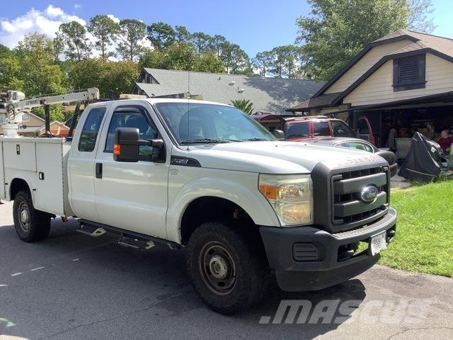 Ford F-350 Комбинированные дорожные машины