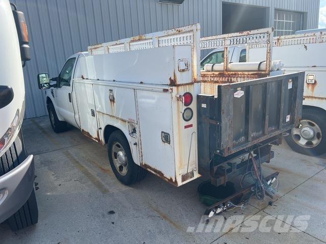 Ford F-350 Бортовые фургоны