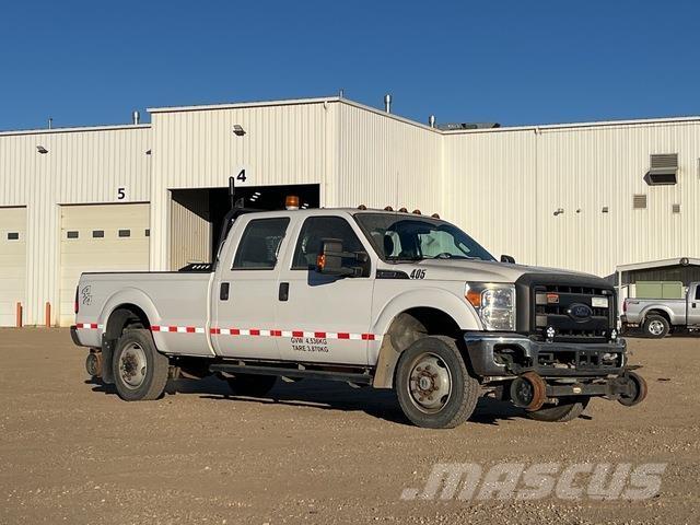 Ford F-350 Бортовые фургоны
