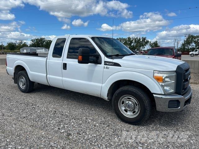 Ford F-350 Бортовые фургоны