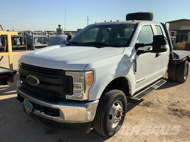 Ford F-350 Грузовики-платформы/боковая разгрузка
