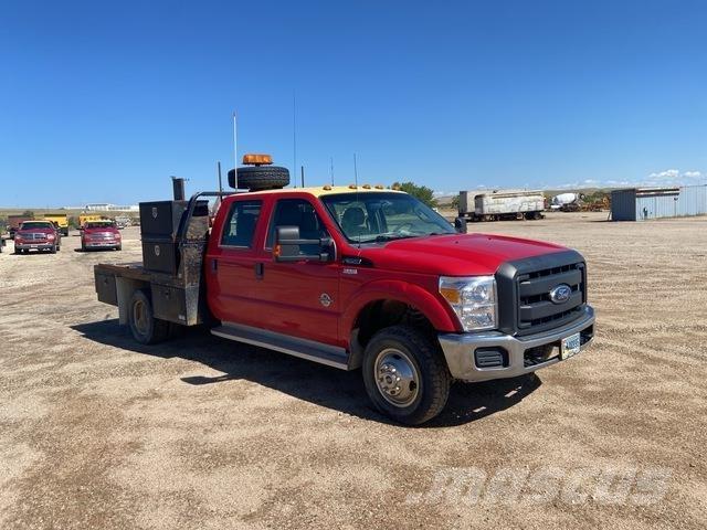 Ford F-350 Грузовики-платформы/боковая разгрузка