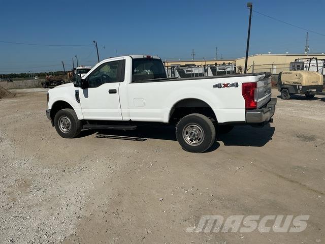 Ford F-350 Бортовые фургоны