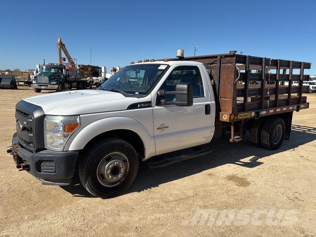 Ford F-350 Грузовики-платформы/боковая разгрузка