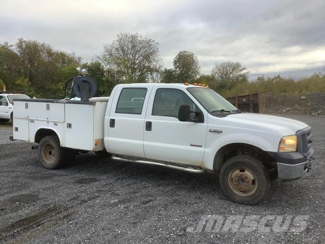 Ford F-350 Бортовые фургоны