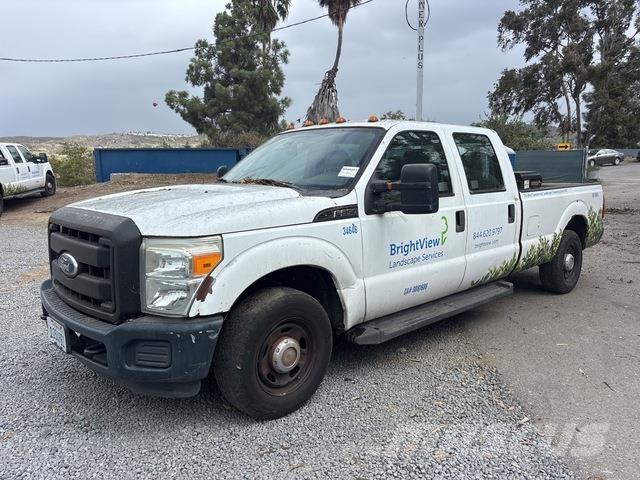 Ford F-350 Бортовые фургоны