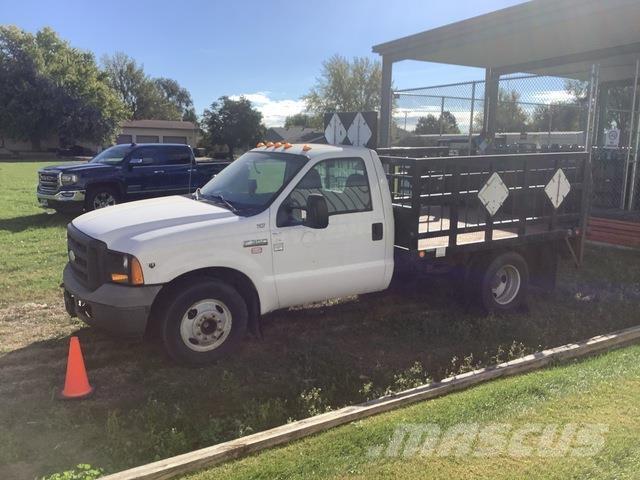 Ford F-350 Грузовики-платформы/боковая разгрузка