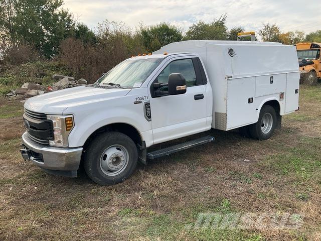 Ford F-350 Бортовые фургоны