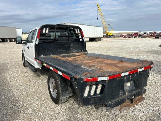 Ford F-350 Грузовики-платформы/боковая разгрузка