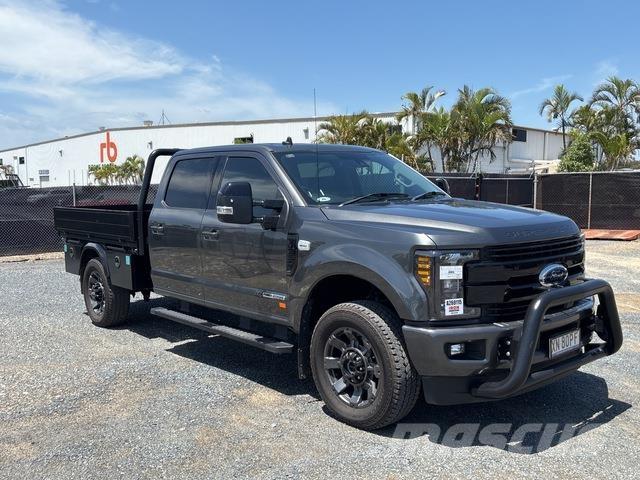 Ford F-350 Бортовые фургоны