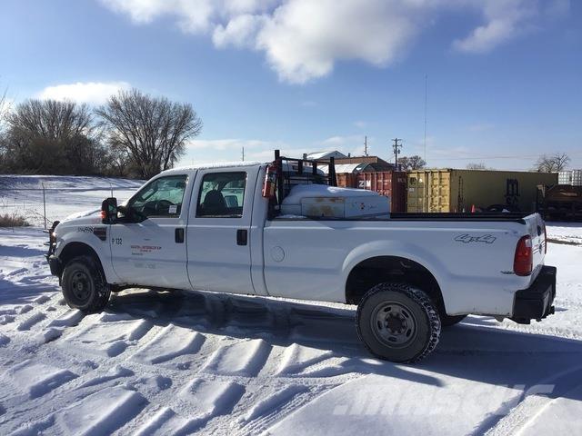 Ford F-350 Бортовые фургоны