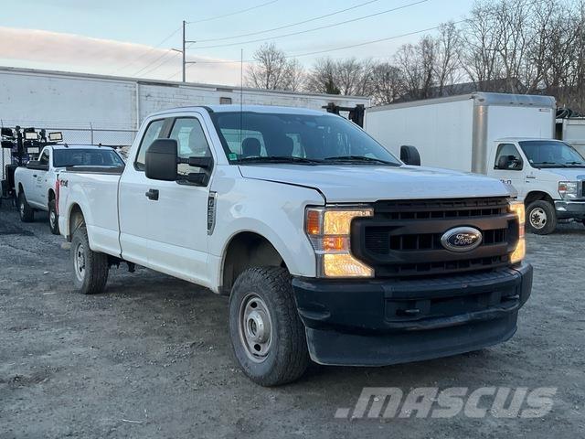 Ford F-350 Бортовые фургоны