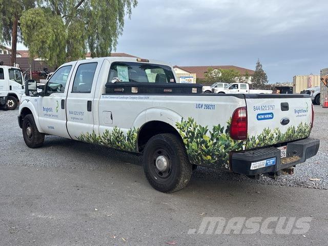 Ford F-350 XL Бортовые фургоны
