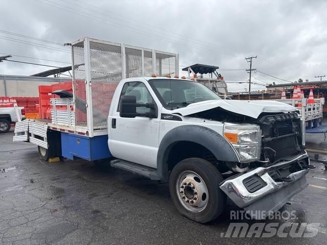 Ford F-450 Грузовики-платформы/боковая разгрузка