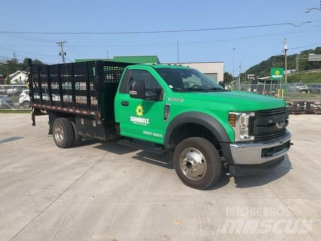 Ford F-450 Грузовики-платформы/боковая разгрузка