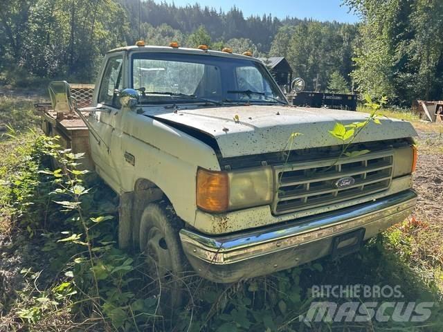Ford F-450 Грузовики-платформы/боковая разгрузка
