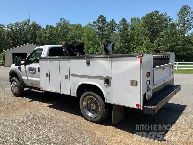 Ford F-450 Комбинированные дорожные машины