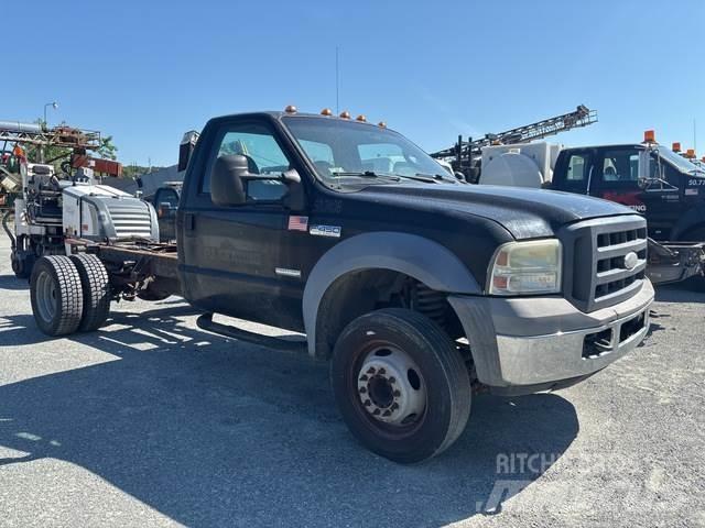 Ford F-450 Кабины