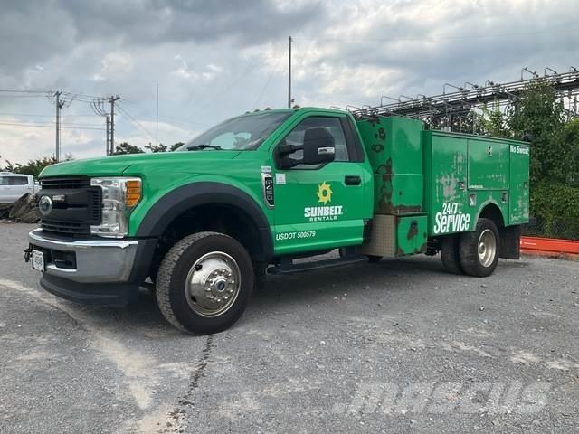 Ford F-450 Комбинированные дорожные машины