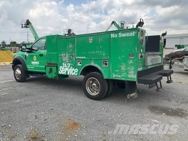 Ford F-450 Комбинированные дорожные машины