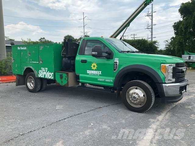 Ford F-450 Комбинированные дорожные машины