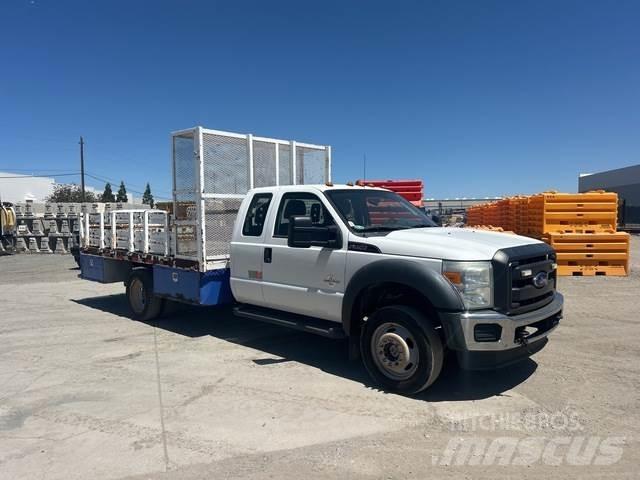Ford F-450 Грузовики-платформы/боковая разгрузка