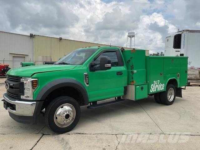 Ford F-450 Комбинированные дорожные машины