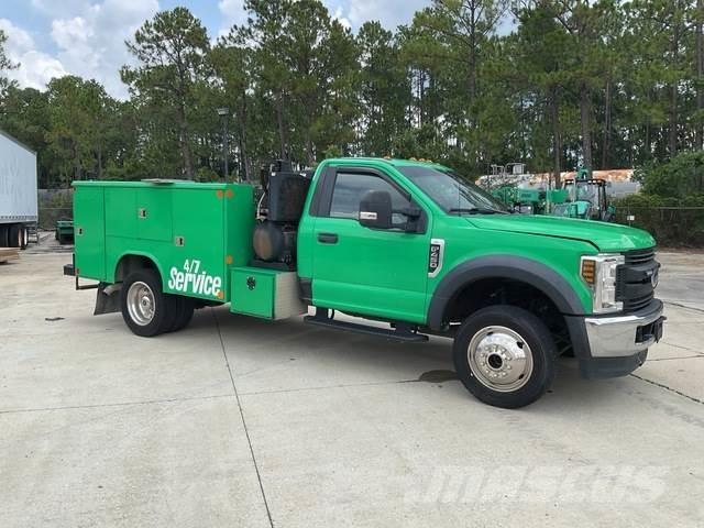 Ford F-450 Комбинированные дорожные машины