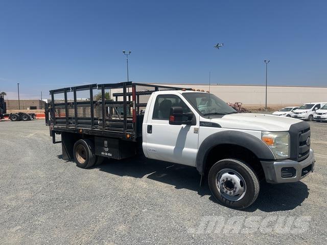 Ford F-450 Грузовики-платформы/боковая разгрузка