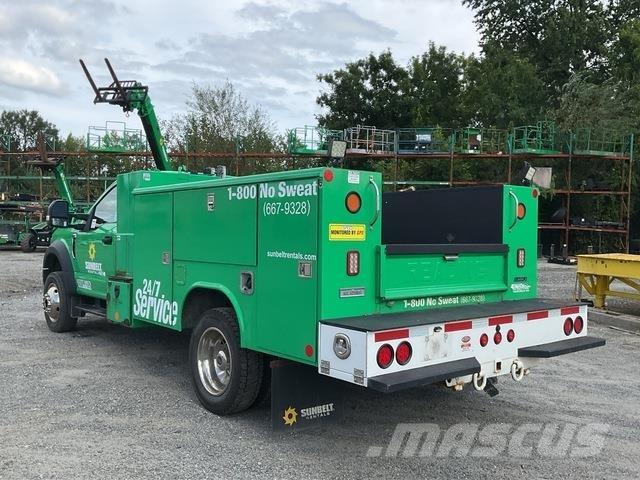 Ford F-450 Комбинированные дорожные машины