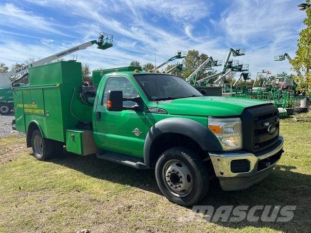 Ford F-450 Комбинированные дорожные машины