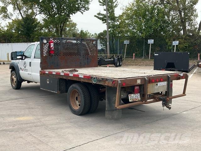 Ford F-450 Грузовики-платформы/боковая разгрузка