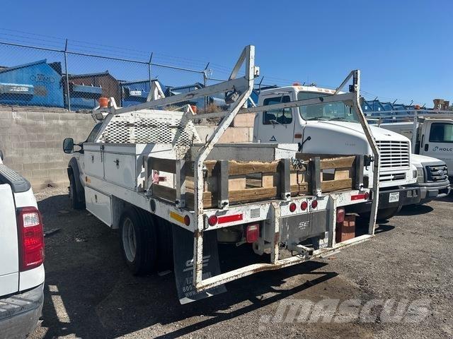 Ford F-450 Грузовики-платформы/боковая разгрузка