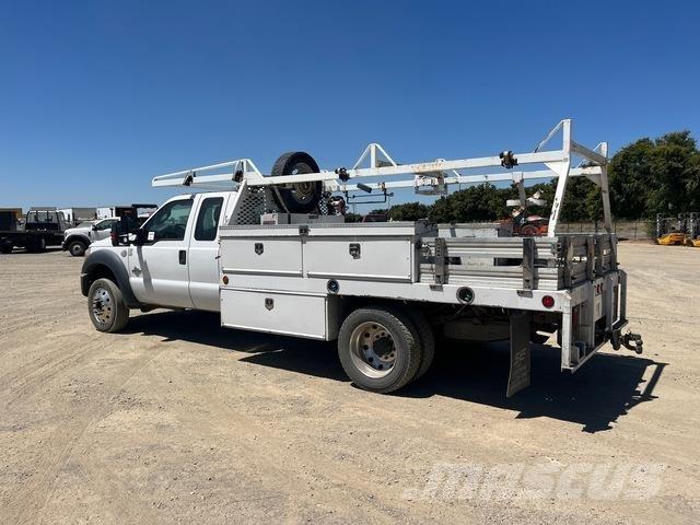 Ford F-450 Грузовики-платформы/боковая разгрузка