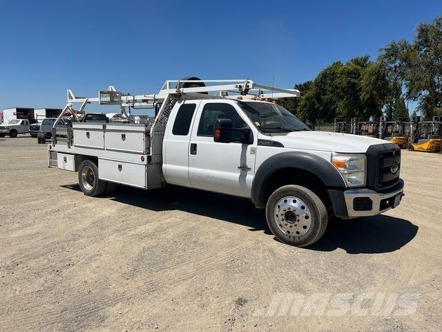 Ford F-450 Грузовики-платформы/боковая разгрузка