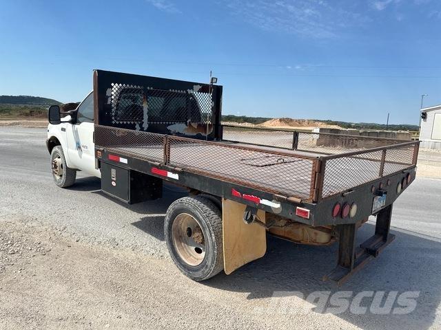 Ford F-450 Грузовики-платформы/боковая разгрузка