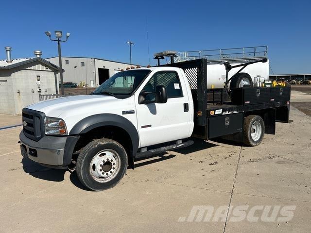 Ford F-450 Грузовики-платформы/боковая разгрузка