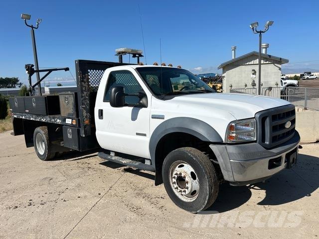 Ford F-450 Грузовики-платформы/боковая разгрузка
